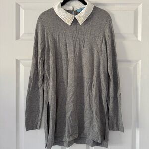 Cece gray and white pearl headed collared sweater